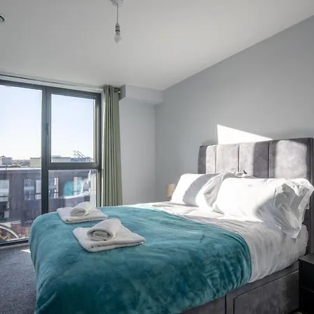 아파트 Superb 2 Bedroom Aparttment In *